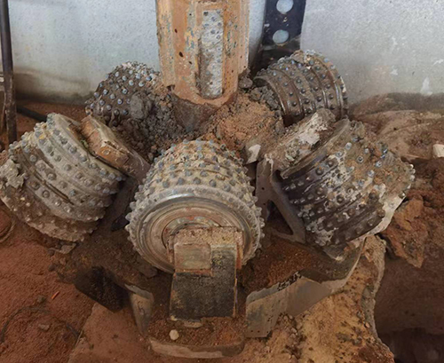 反井鉆機施工鉆孔爆破作業 反井鉆機施工鉆孔爆破作業